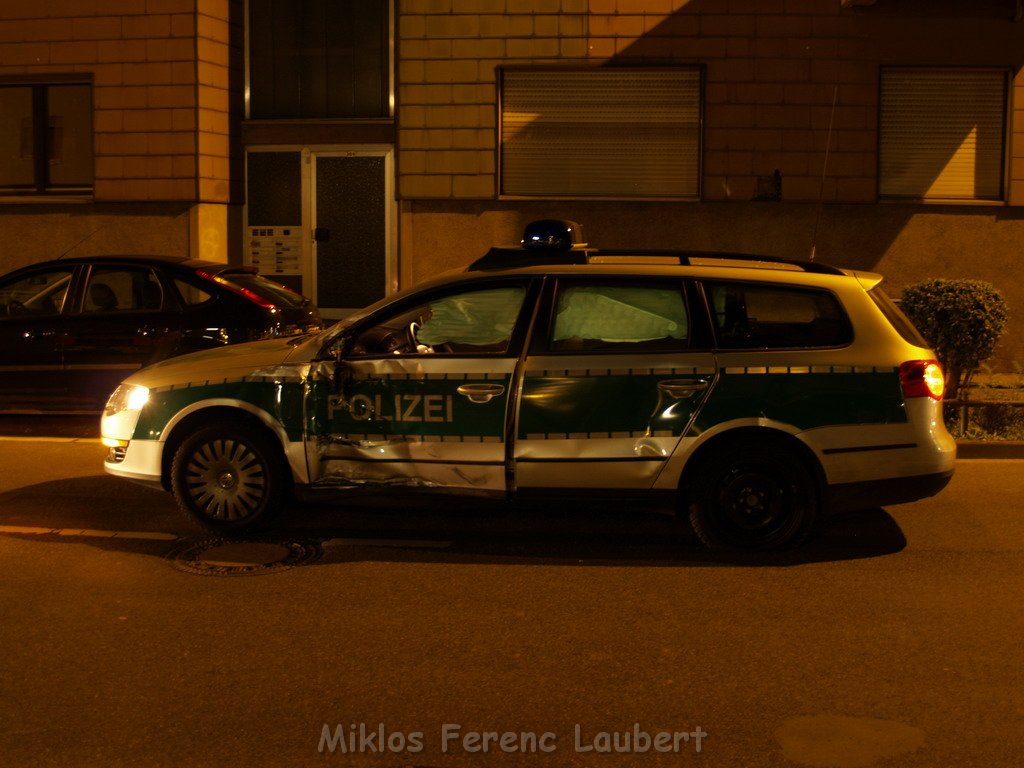 VU Einsatzfahrt Feuerwehr Polizei Koeln Muelheim Deutz Muelheimerstr  P37.JPG